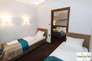 Отели типа «постель и завтрак» Villa Cam In Ski Зеленец Четырехместный номер с террасой-6